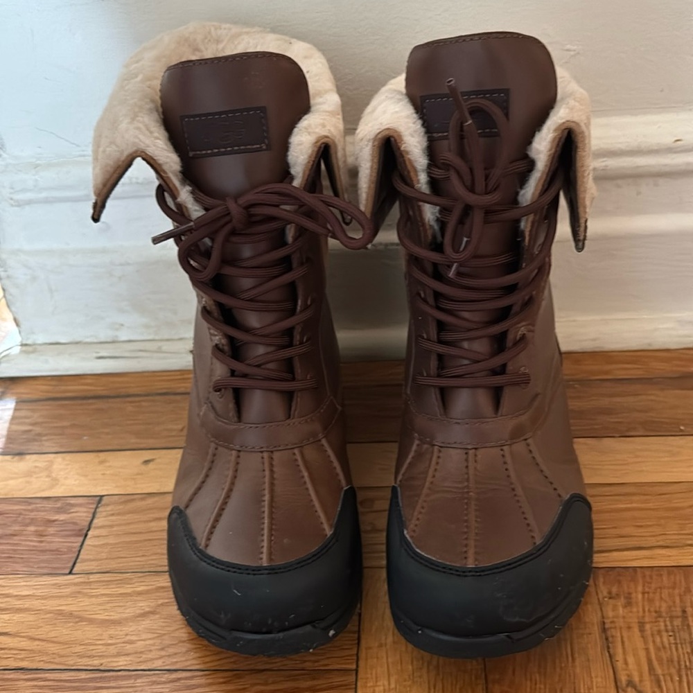 Kids UGG Butte II CWR Winter Boots Size 5 Big Kid